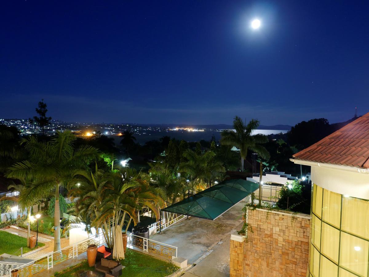 Hotel Ivory Castle Limited Kampala Zewnętrze zdjęcie